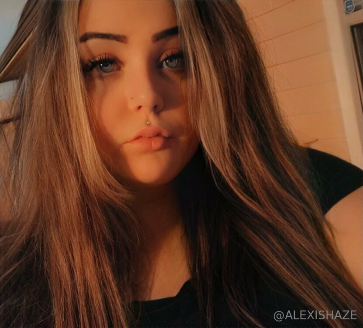 Photo by alexishaze published on October 14,2023 01:42:23 - BestThots