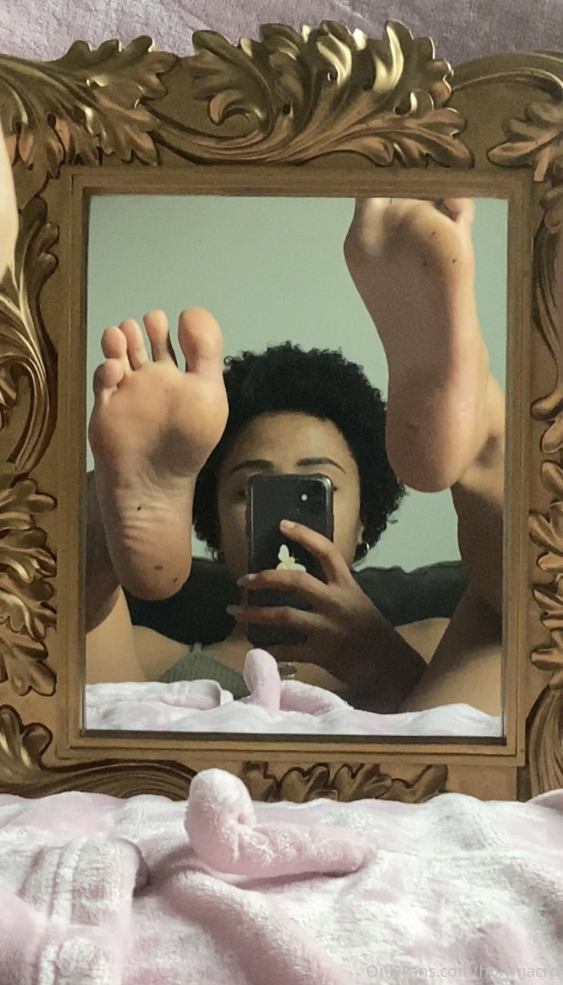 Photo by holymacre published on October 15,2023 23:58:34 - BestThots
