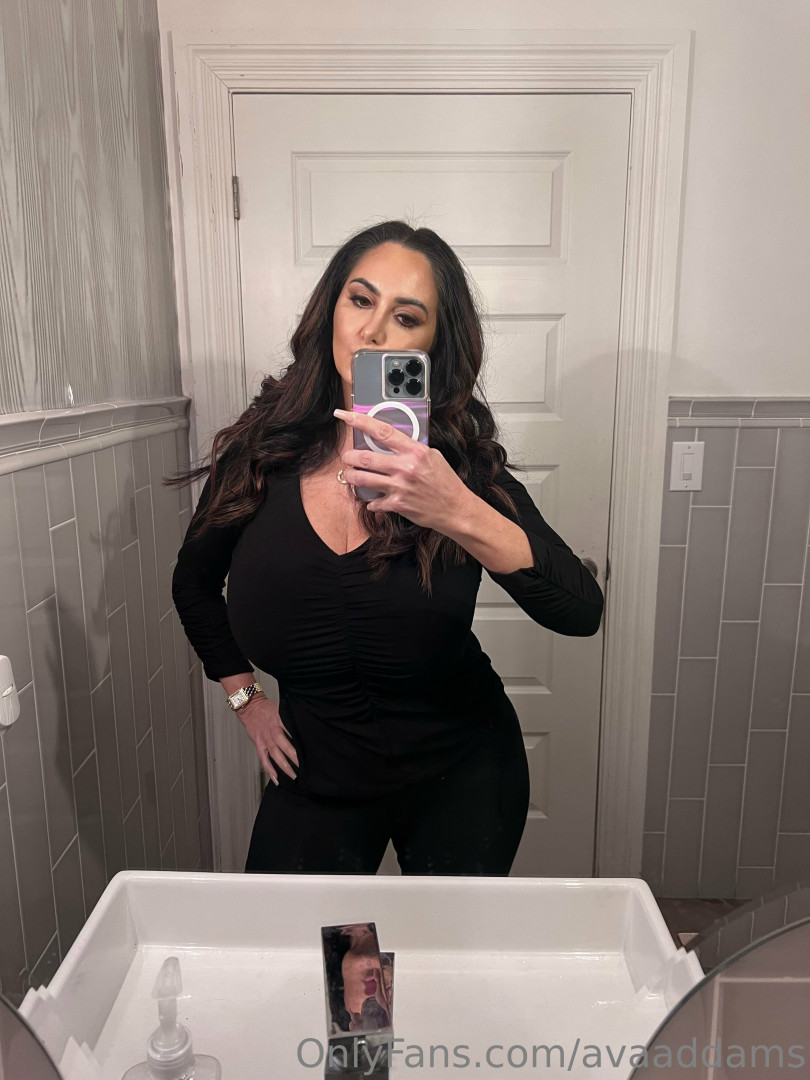 Photo by avaaddams published on August 30,2023 23:25:30 - BestThots