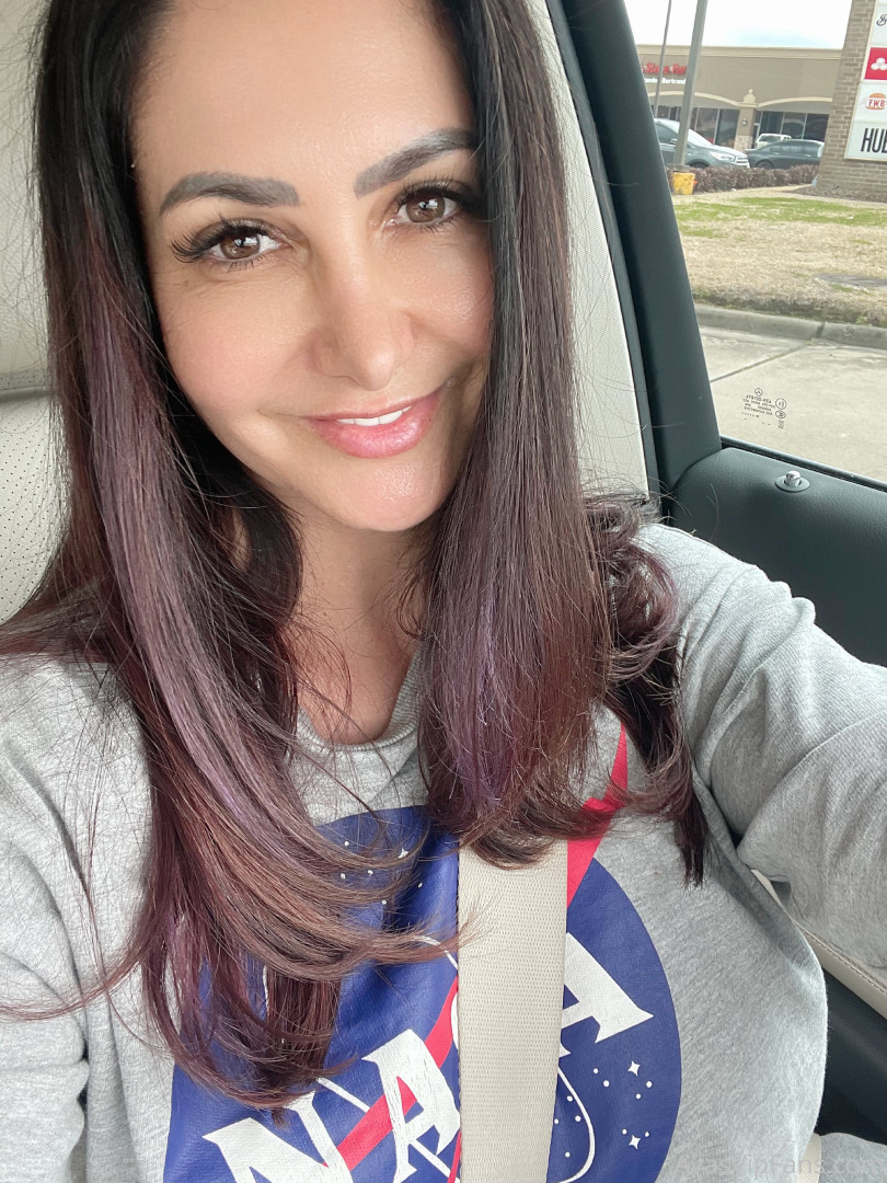 Photo by avaaddams published on November 24,2023 13:22:29 - BestThots