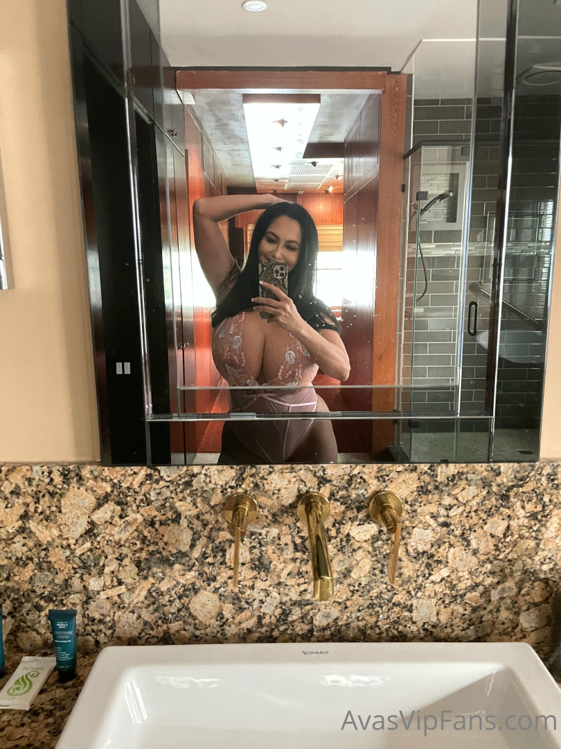 Photo by avaaddams published on November 24,2023 13:23:00 - BestThots