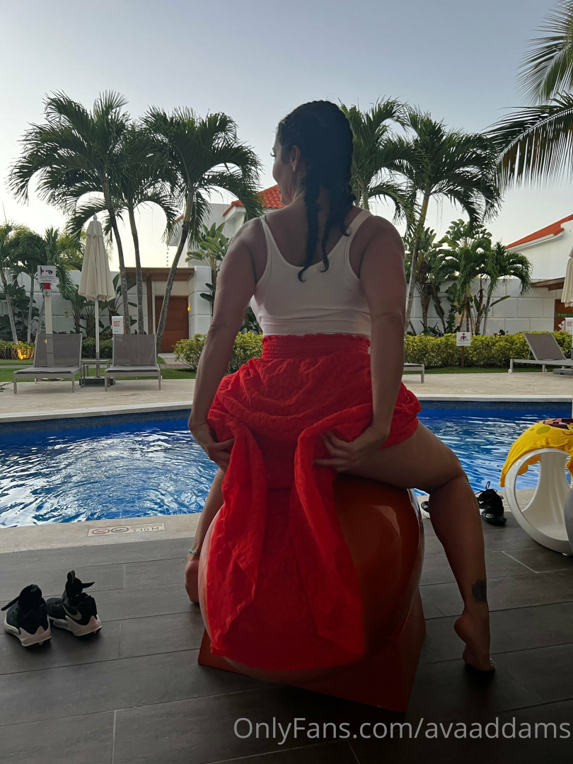 Photo by avaaddams published on November 24,2023 13:26:36 - BestThots