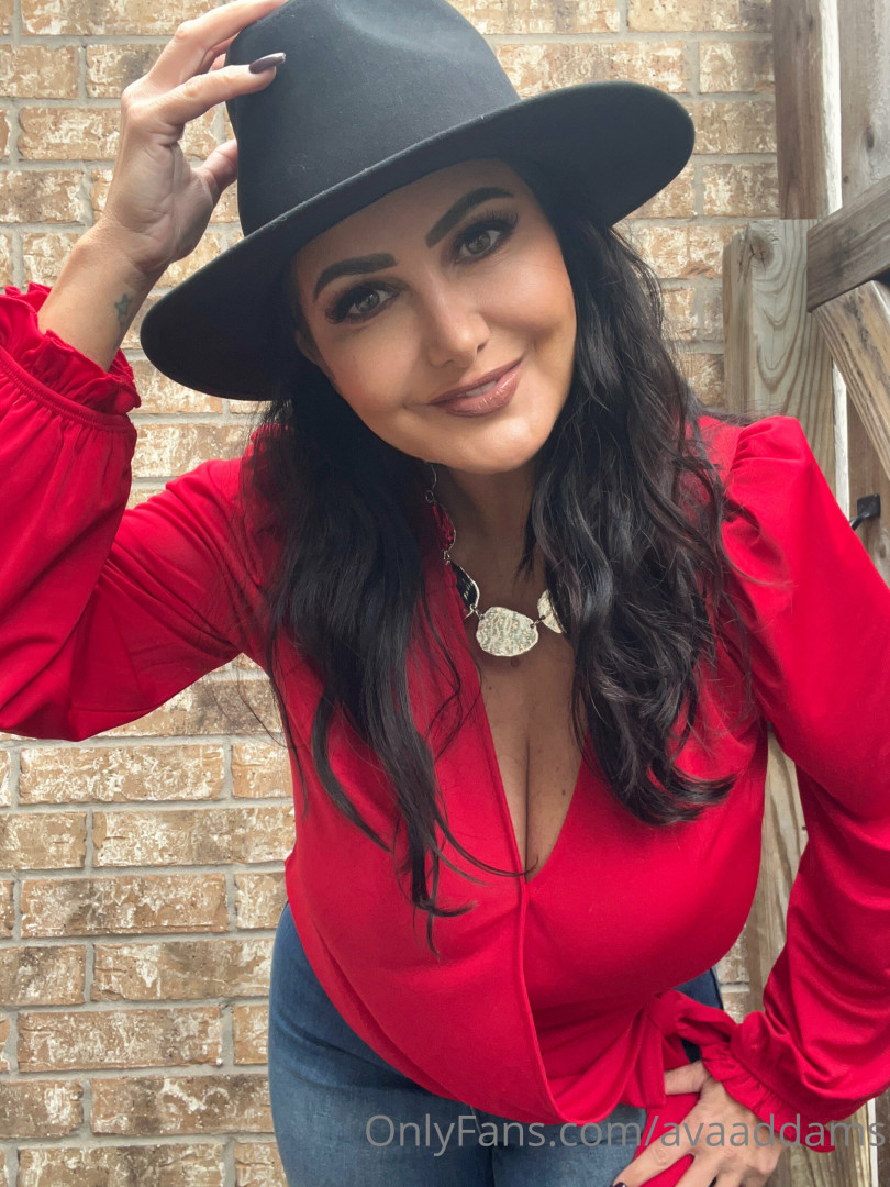 Photo by avaaddams published on November 24,2023 13:49:57 - BestThots