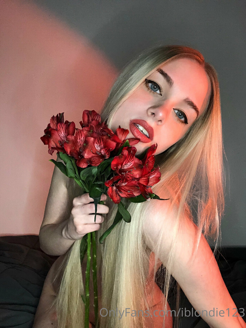Photo by iblondie123 published on October 11,2023 12:27:17 - BestThots