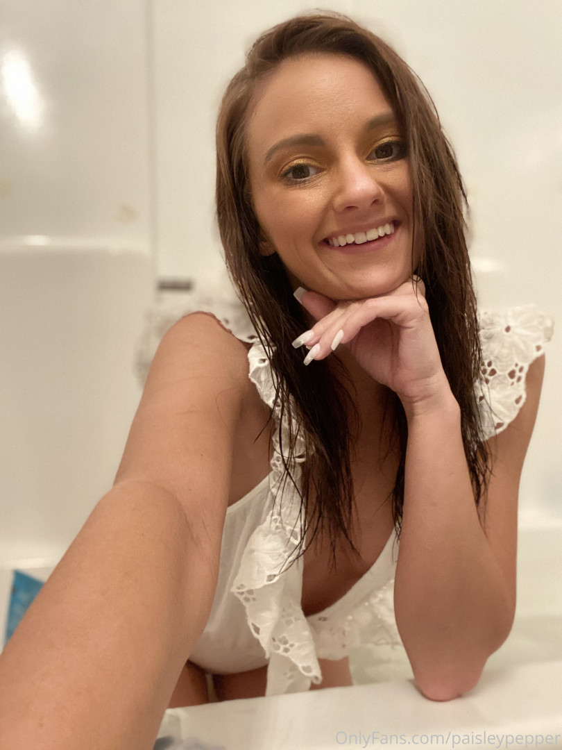 Photo by whiskeyleann published on October 12,2023 23:59:02 - BestThots