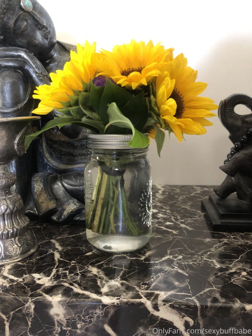 Photo by sexybuffbabe published on June 5,2023 09:56:09 - BestThots