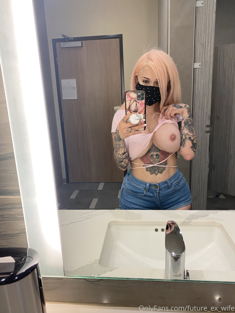 Photo by future_ex_wife published on August 30,2023 04:31:22 - BestThots
