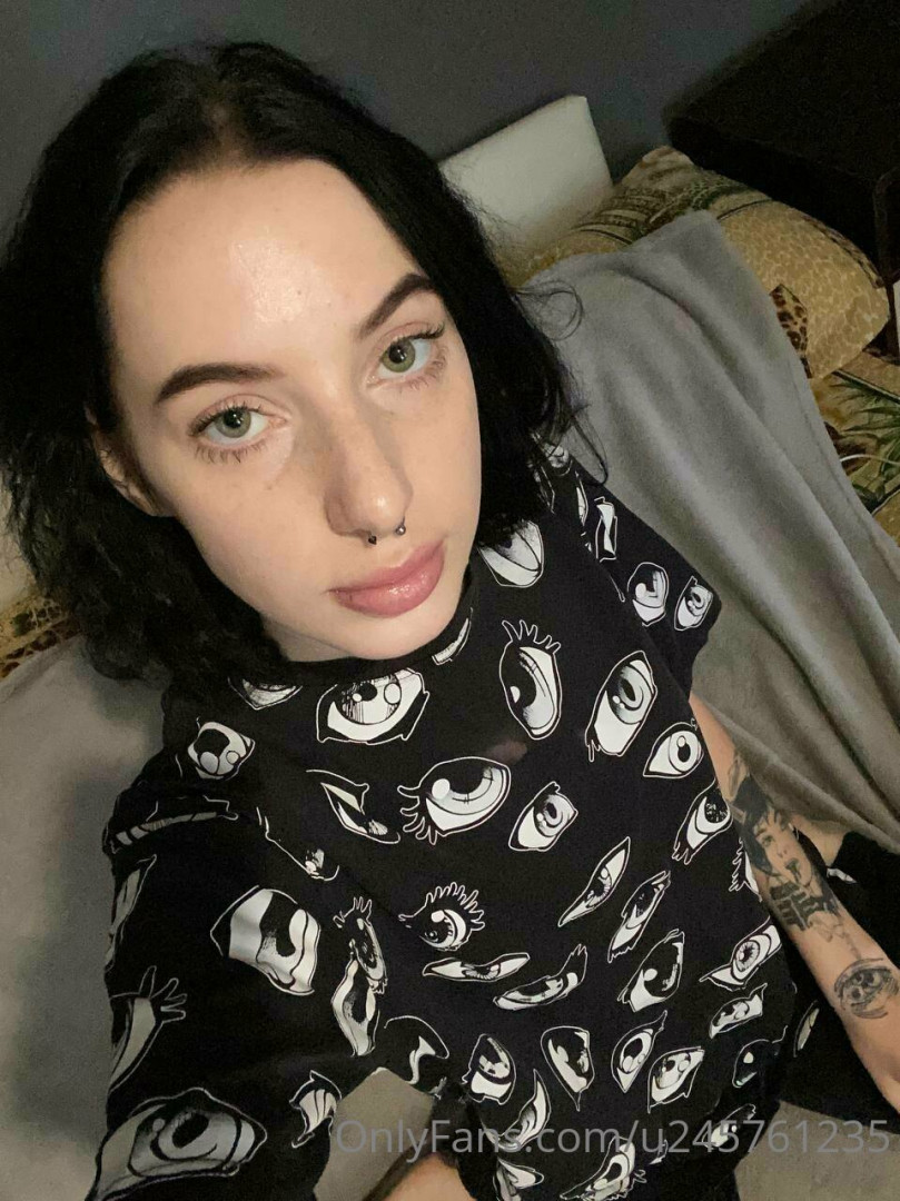 Photo by alicewonderfull published on May 31,2023 16:22:41 - BestThots