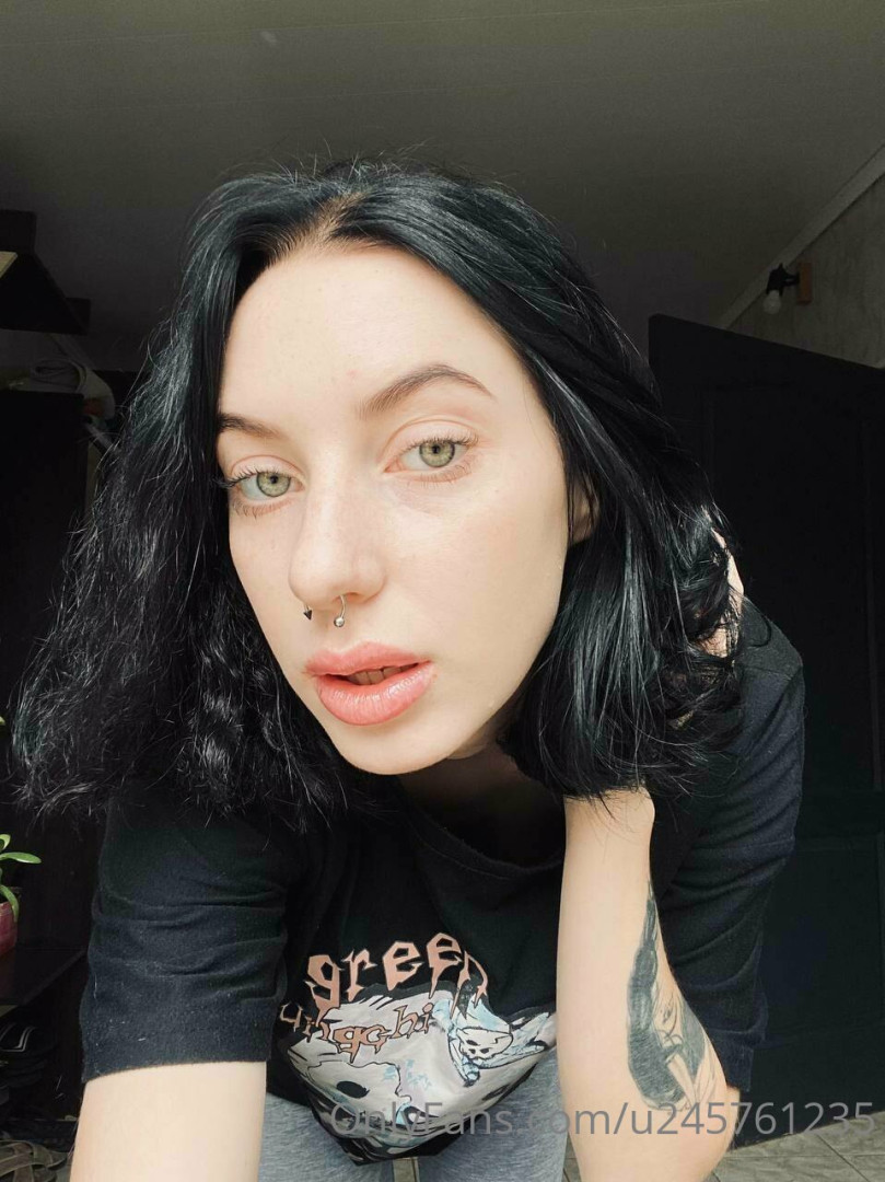 Photo by alicewonderfull published on May 31,2023 16:25:44 - BestThots
