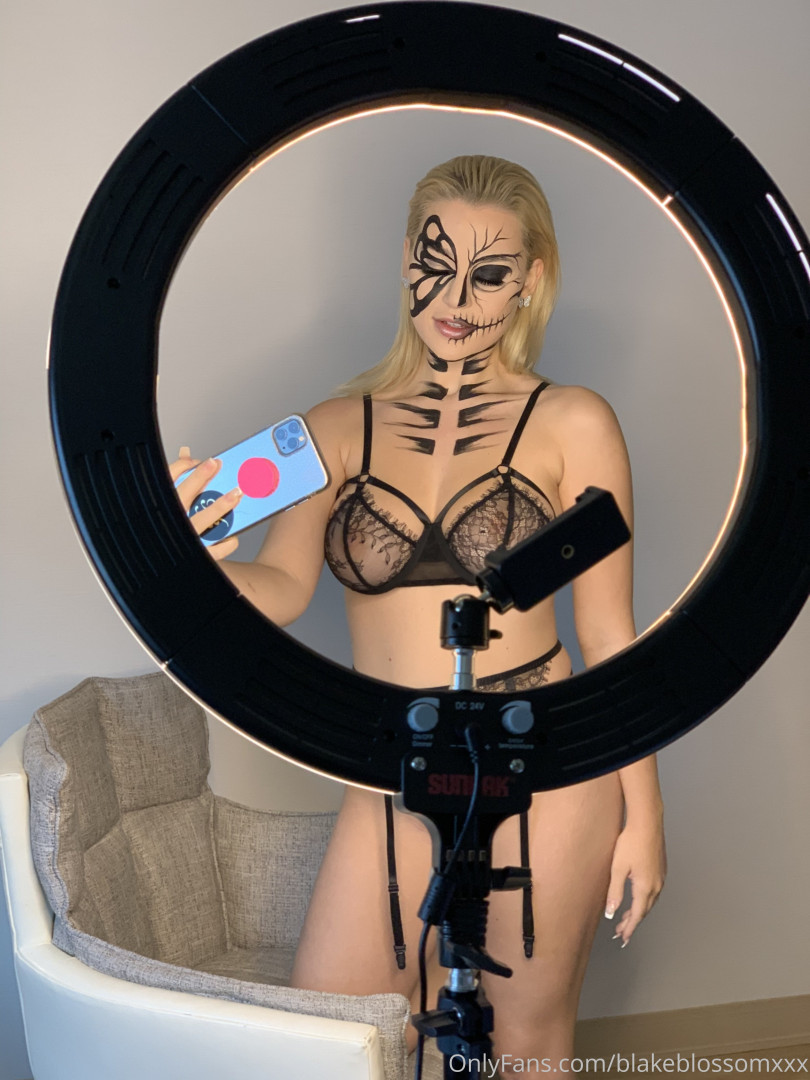 Photo by blakeblossomxxx published on August 31,2023 04:56:54 - BestThots