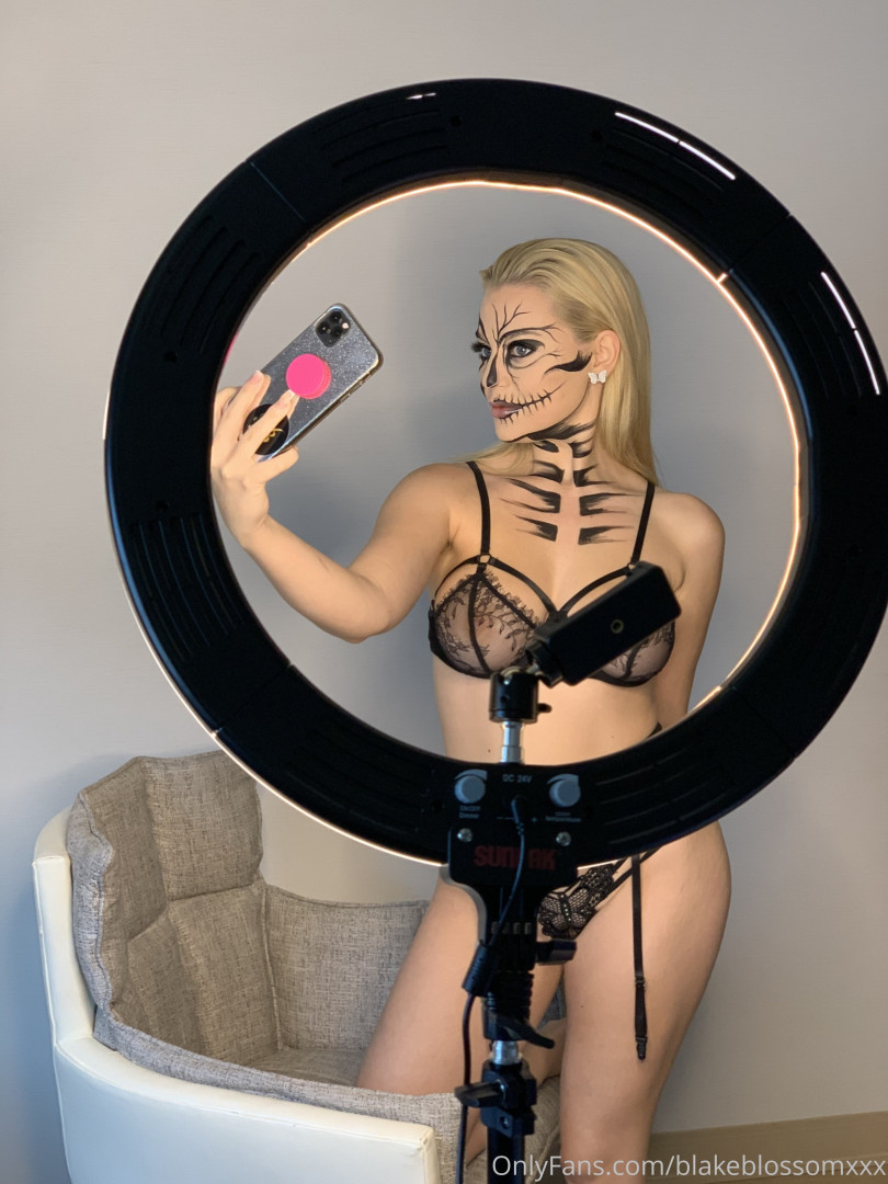 Photo by blakeblossomxxx published on August 31,2023 04:57:41 - BestThots