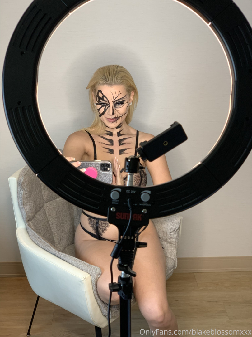Photo by blakeblossomxxx published on August 31,2023 05:00:03 - BestThots