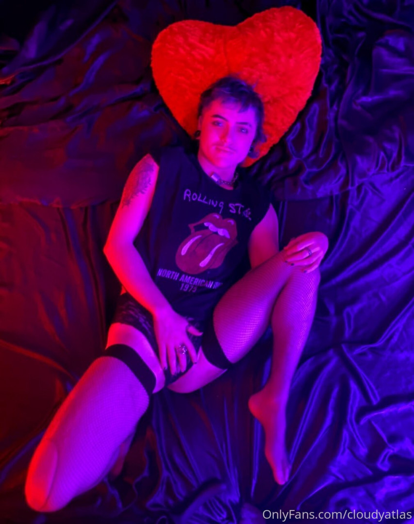 Photo by cloudyatlas published on May 28,2023 22:46:37 - BestThots