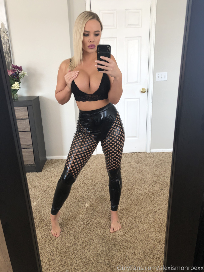 Photo by alexismonroexx published on August 31,2023 15:39:51 - BestThots