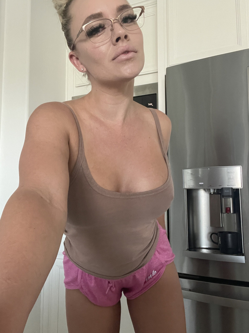 Photo by alexismonroexx published on August 31,2023 17:08:54 - BestThots