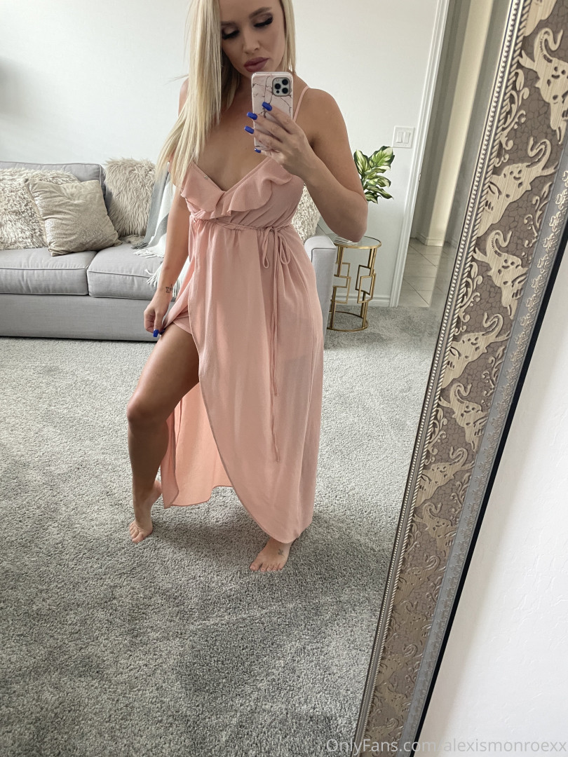 Photo by alexismonroexx published on September 1,2023 01:13:23 - BestThots