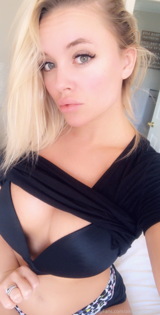 Photo by alexismonroexx published on September 1,2023 01:18:15 - BestThots