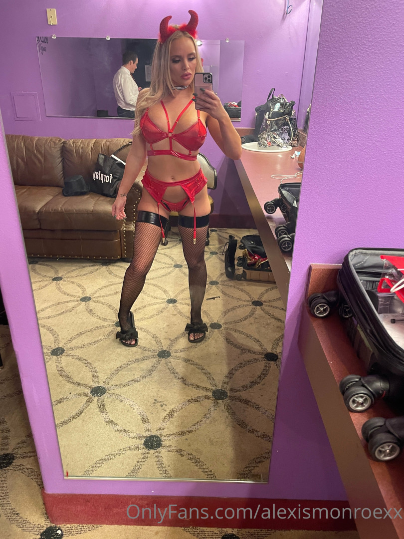 Photo by alexismonroexx published on September 1,2023 05:31:40 - BestThots