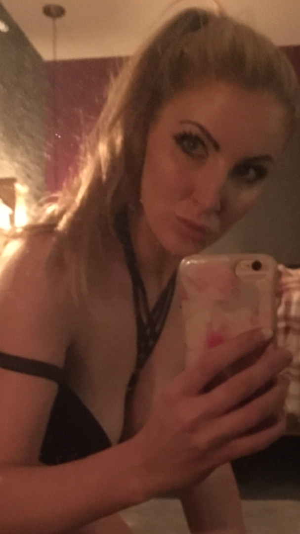 Photo by misslyallxxx published on October 16,2023 15:27:54 - BestThots