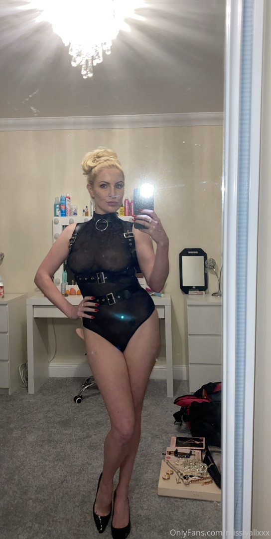 Photo by misslyallxxx published on October 16,2023 15:56:04 - BestThots