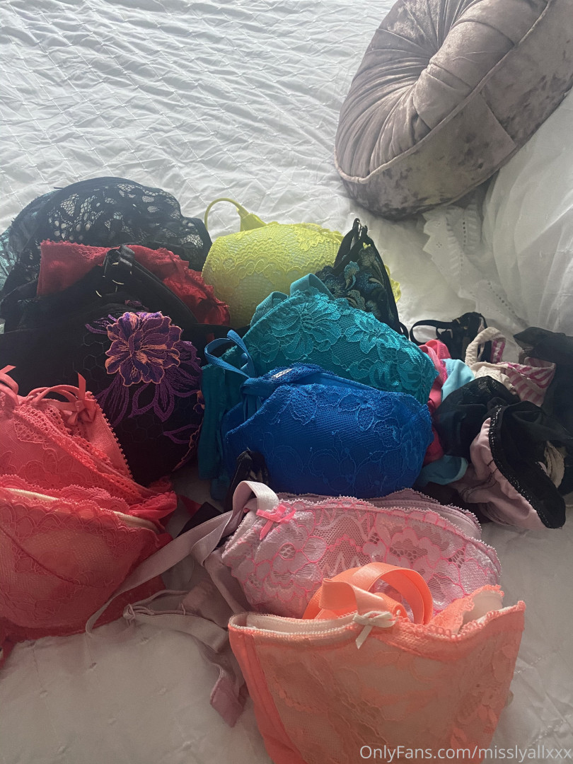 Photo by misslyallxxx published on October 16,2023 16:00:42 - BestThots