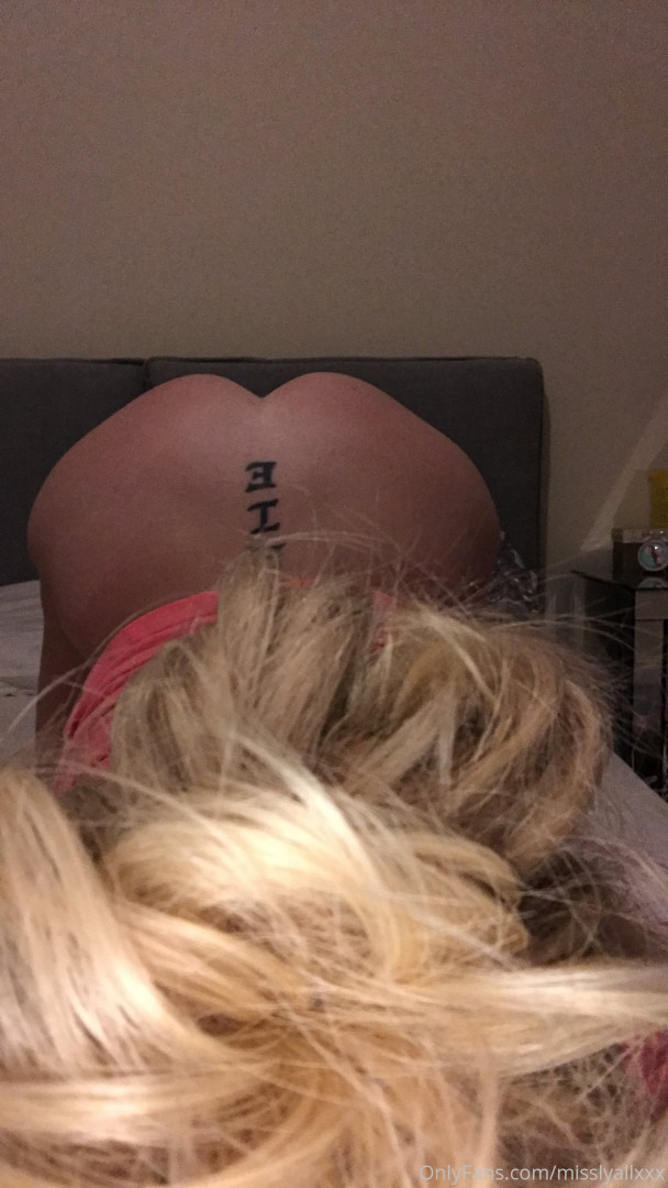 Photo by misslyallxxx published on October 16,2023 16:04:06 - BestThots
