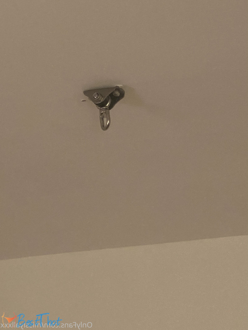 Photo by misslyallxxx published on December 14,2024 17:05:15 - BestThots