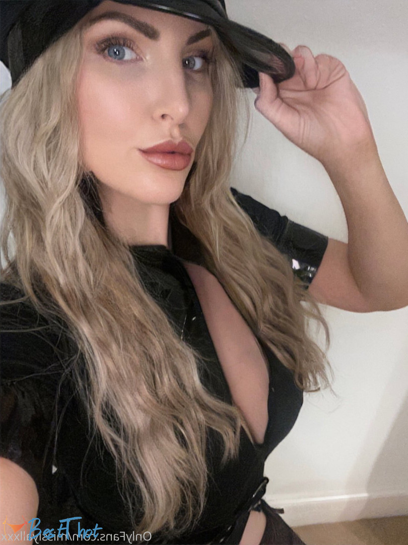 Photo by misslyallxxx published on December 14,2024 17:05:25 - BestThots