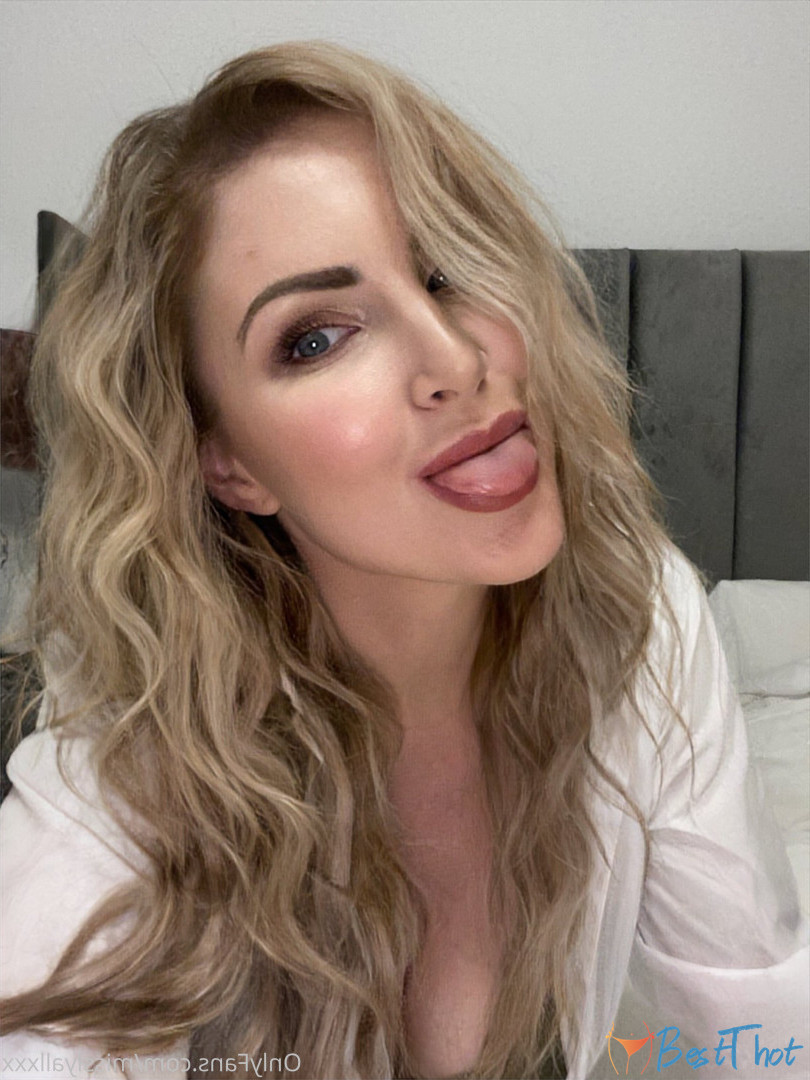 Photo by misslyallxxx published on December 14,2024 17:06:30 - BestThots