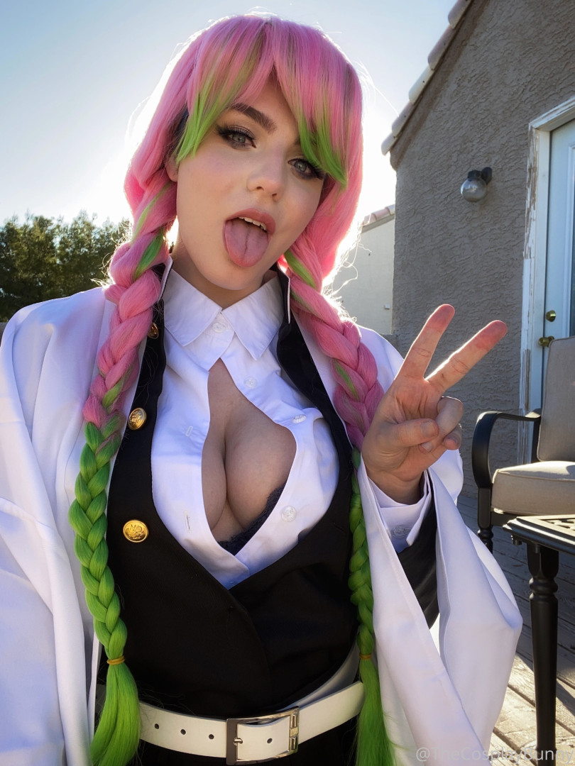 Photo by thecosplaybunny published on October 11,2023 20:56:36 - BestThots
