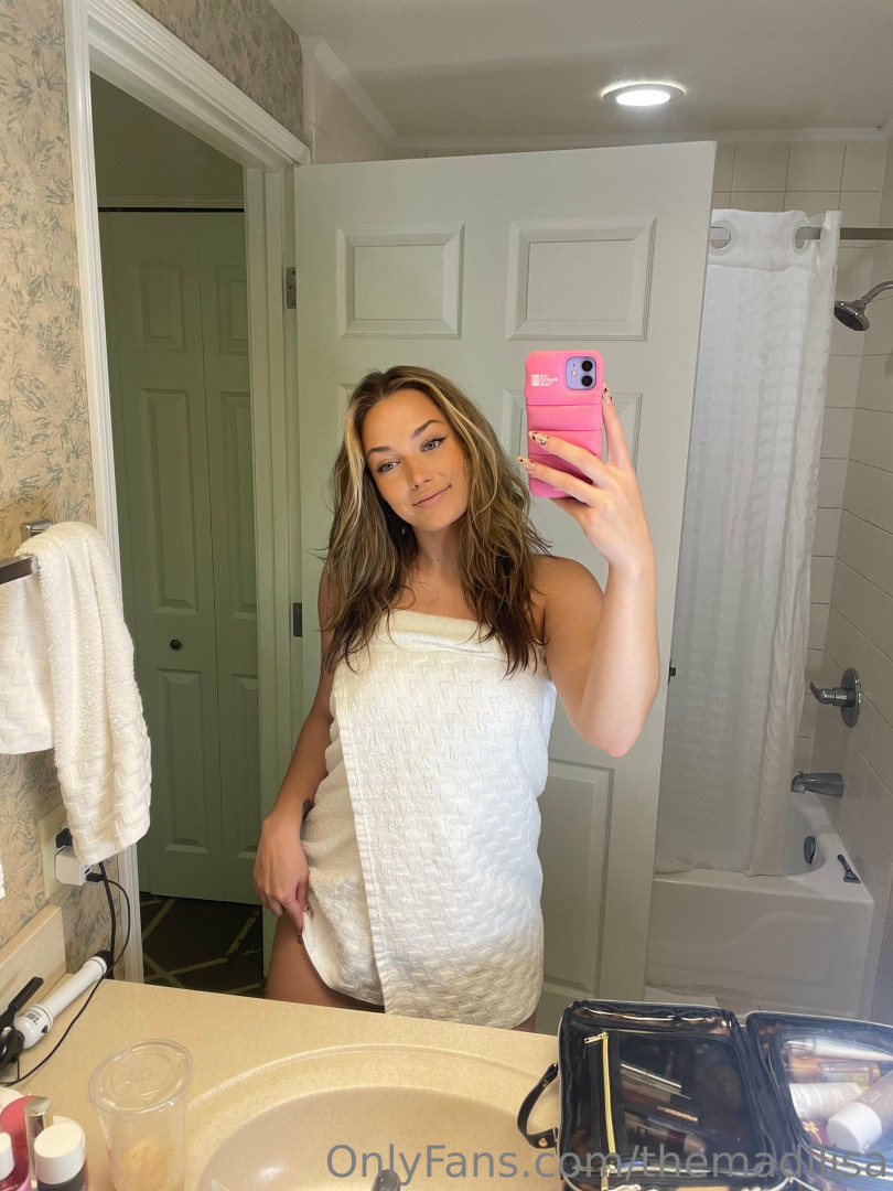 Photo by themadilisa published on October 16,2023 21:55:20 - BestThots