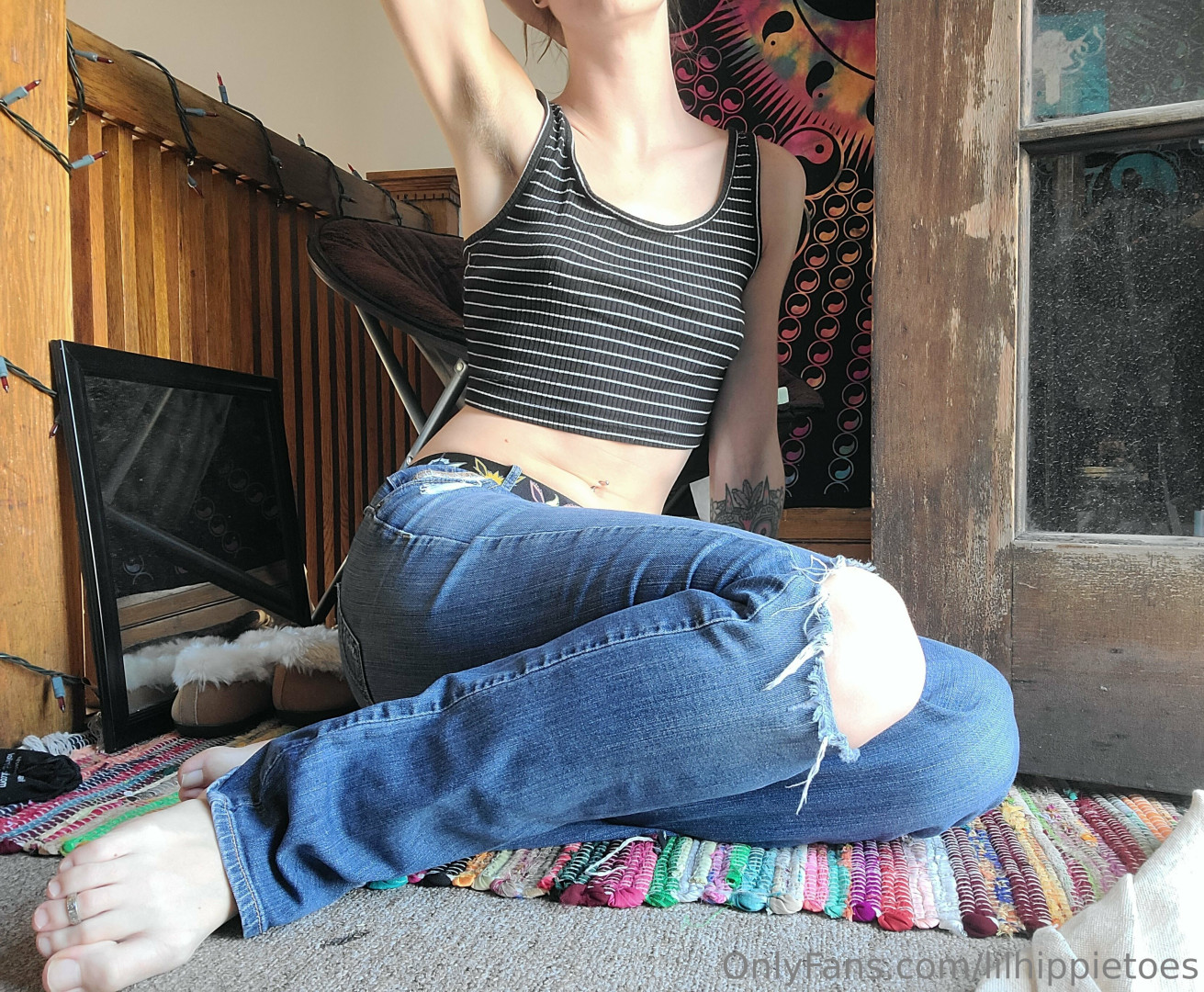 Photo by lilhippietoes published on October 24,2023 14:51:55 - BestThots