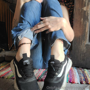 lilhippietoes #7730839
