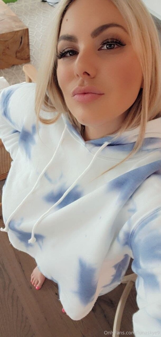 Photo by lunaskye9 published on July 8,2023 01:03:31 - BestThots