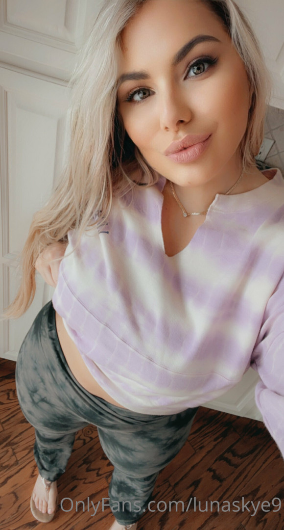 Photo by lunaskye9 published on July 8,2023 01:11:22 - BestThots