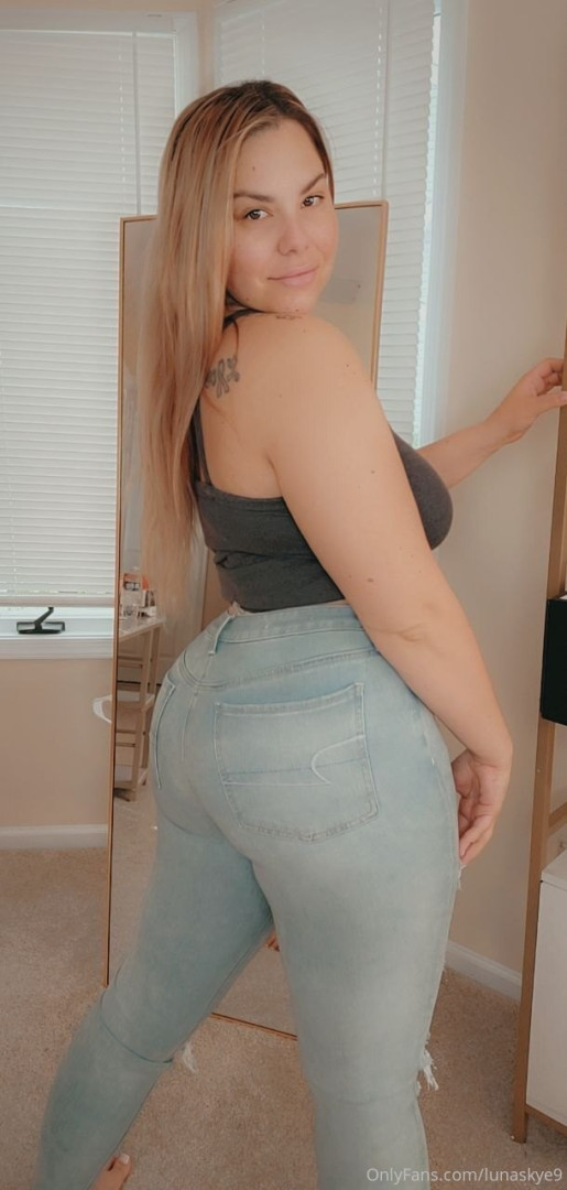 Photo by lunaskye9 published on July 8,2023 01:13:18 - BestThots