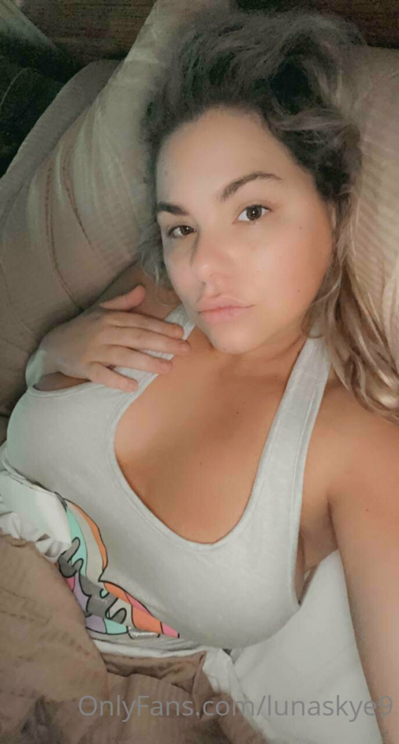 Photo by lunaskye9 published on July 8,2023 01:25:09 - BestThots