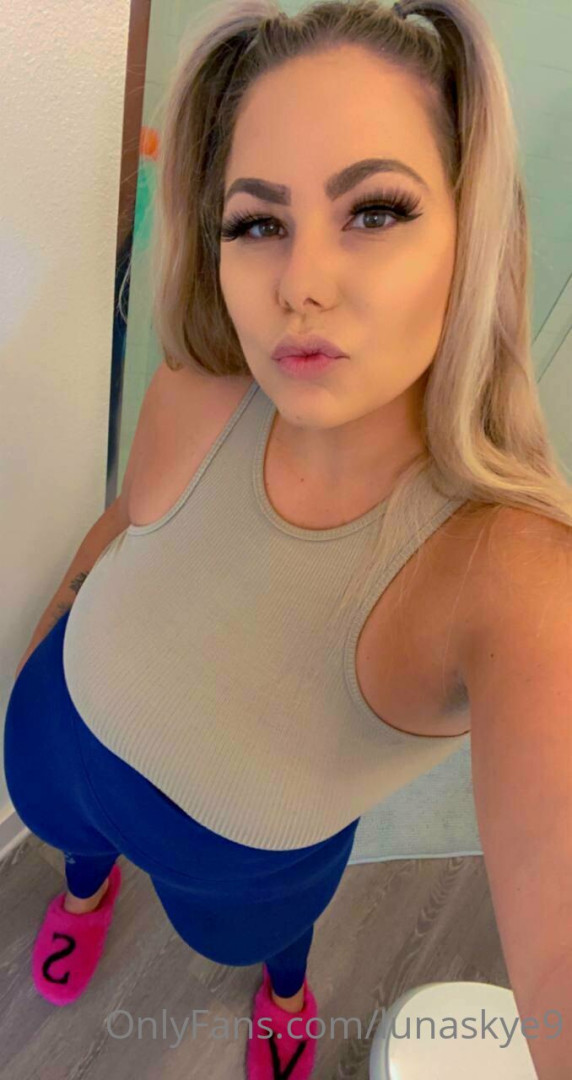 Photo by lunaskye9 published on July 8,2023 01:27:30 - BestThots