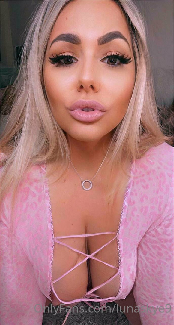 Photo by lunaskye9 published on July 8,2023 01:29:08 - BestThots