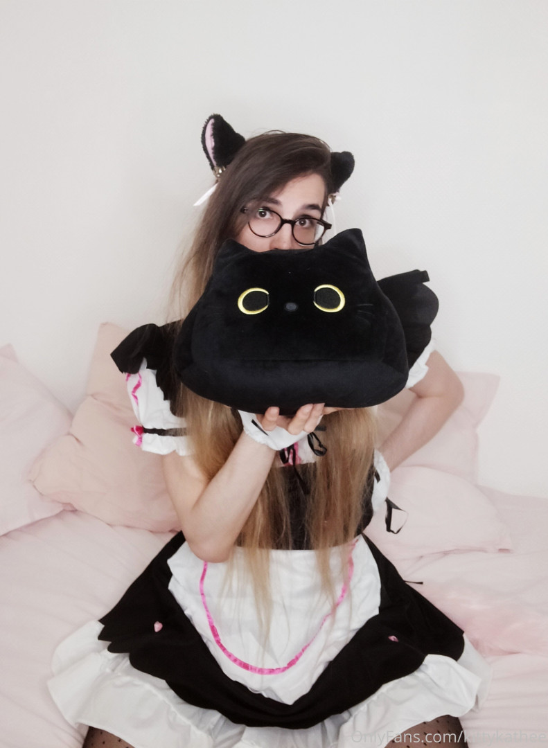 Photo by kittykathee published on June 2,2023 04:32:26 - BestThots
