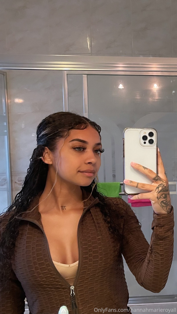 Photo by hannahmarieroyal published on May 26,2023 05:29:50 - BestThots