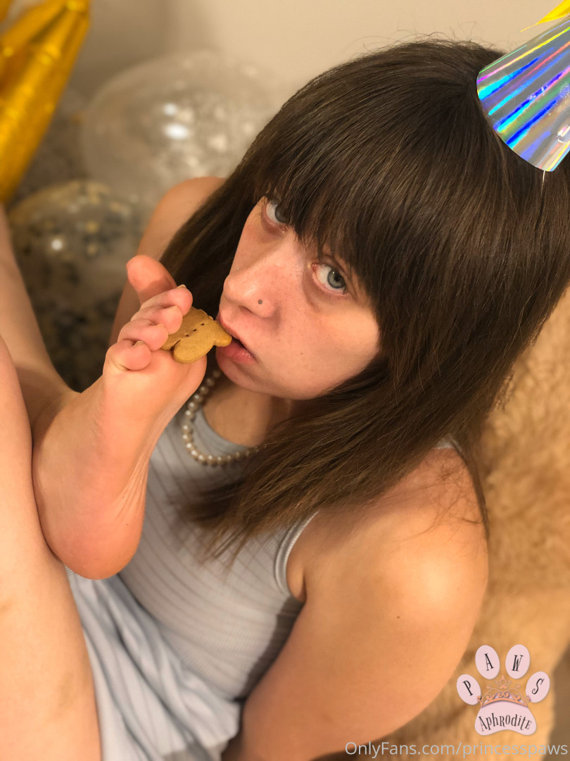 Photo by aphroditepaws published on November 24,2023 02:59:26 - BestThots