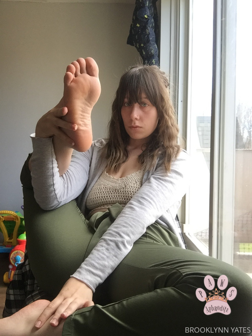 Photo by aphroditepaws published on November 24,2023 03:00:43 - BestThots