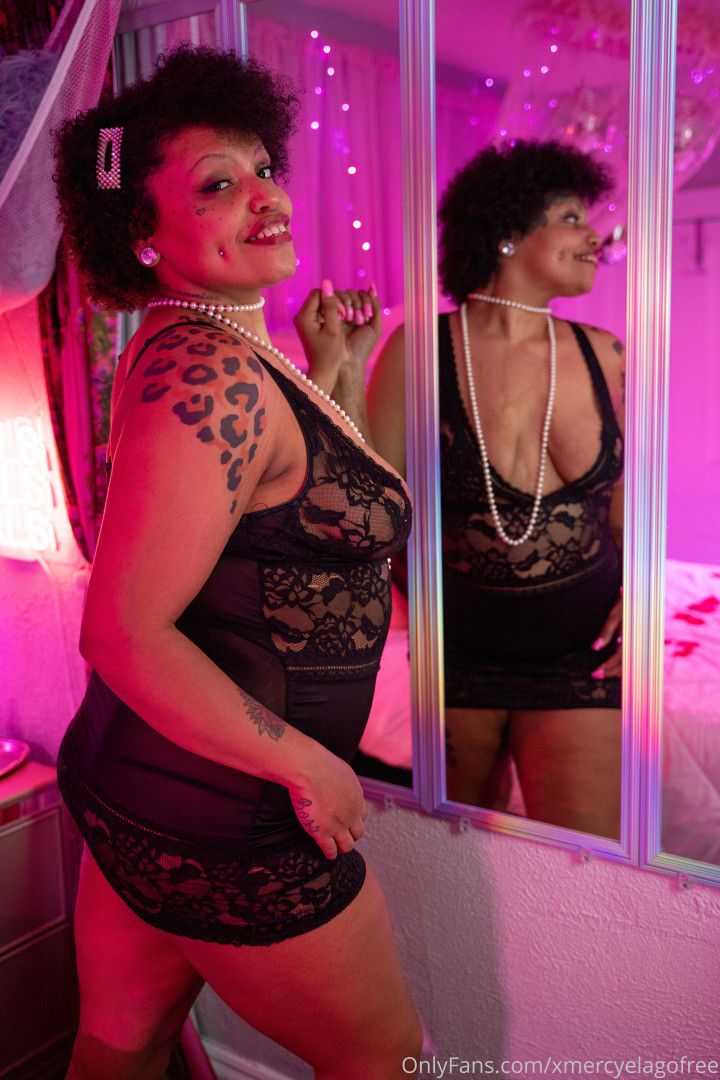 Photo by xmercyelagofree published on May 15,2023 21:51:11 - BestThots