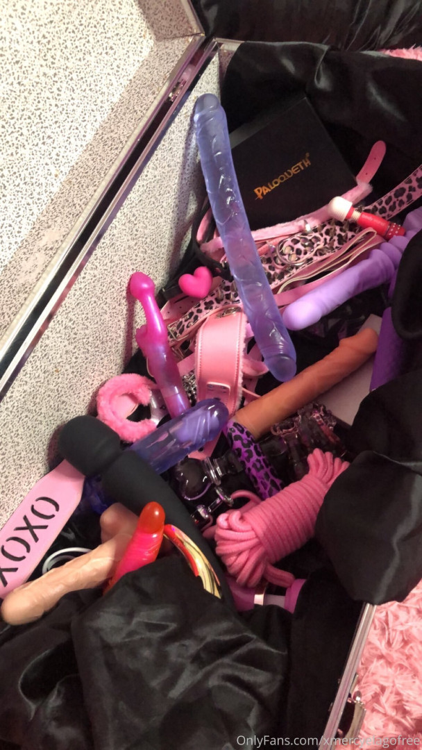 Photo by xmercyelagofree published on May 15,2023 21:51:45 - BestThots