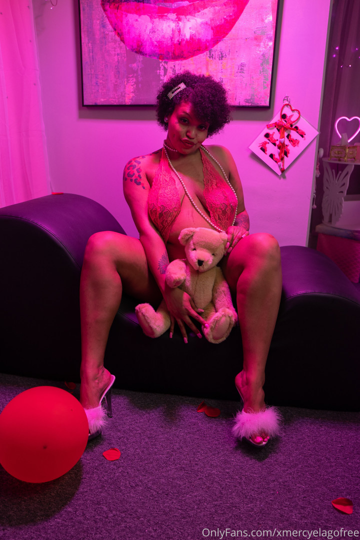 Photo by xmercyelagofree published on May 15,2023 21:52:15 - BestThots