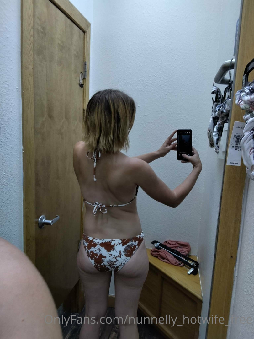 Photo by nunnelly_hotwife_free published on October 12,2023 21:16:54 - BestThots