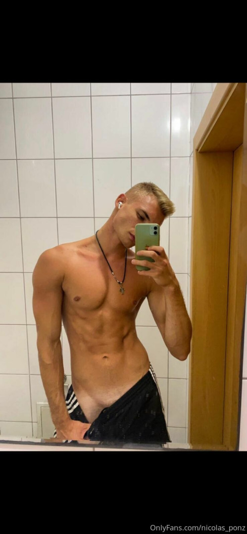 Photo by luca_top published on October 11,2023 04:54:43 - BestThots
