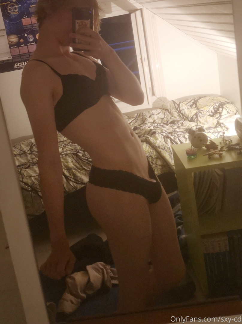 Photo by lilytgirl published on October 11,2023 20:20:49 - BestThots