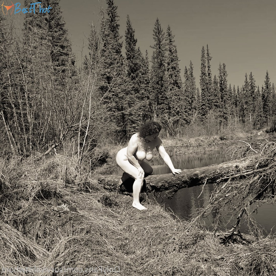 Photo by mattieyukonofalaska published on December 31,2024 05:18:39 - BestThots